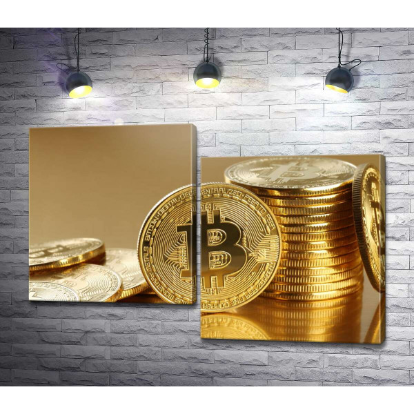 Золотые монеты биткоина