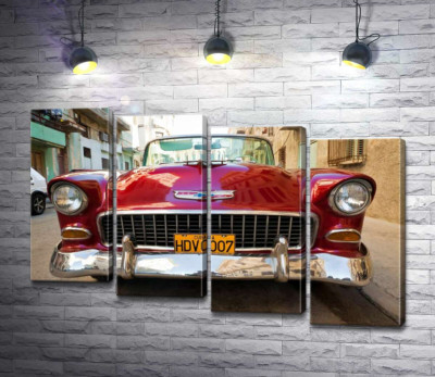 Червоний ретро автомобіль Chevrolet Nomad 1955 V8
