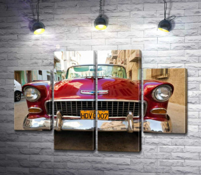 Червоний ретро автомобіль Chevrolet Nomad 1955 V8