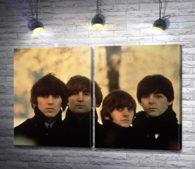 Архивная фотография группы Beatles на улице