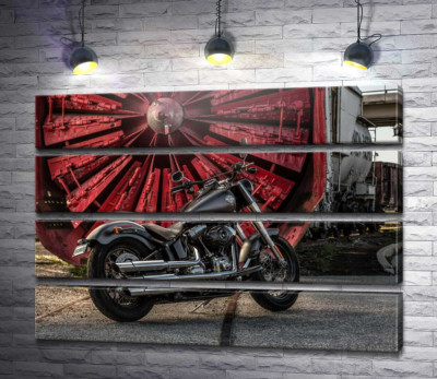 Модульна картина "Мотоцикл Harley Davidson на тлі турбіни"