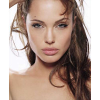 Невероятная Анджелина Джоли