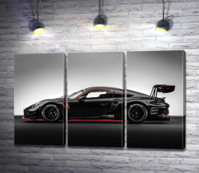 Модульна картина "Чорний спорткар Porsche 911 GT3 R"