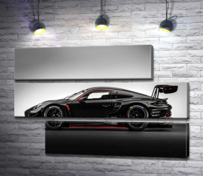 Модульна картина "Чорний спорткар Porsche 911 GT3 R"