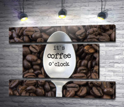 Кавова ложка з написом: "it's coffee o'clock"