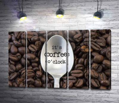 Модульна картина "Кавова ложка з написом: "it's coffee o'clock""