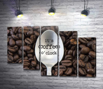 Модульна картина "Кавова ложка з написом: "it's coffee o'clock""