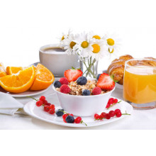 Легкий, смачний сніданок з фруктів і вівсянки