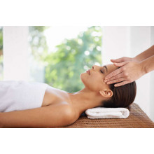 Розслабляючий масаж голови
