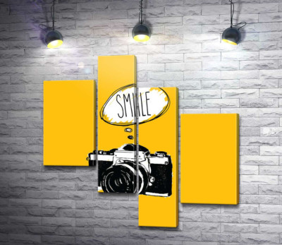 Модульная картина "Фотокамера и надпись: "Smile""