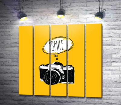 Модульна картина "Фотокамера і напис:"Smile""