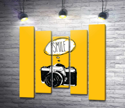 Модульна картина "Фотокамера і напис:"Smile""