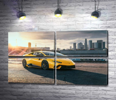 Модульна картина "Жовтий автомобіль Lamborghini Huracan в променях сонця"
