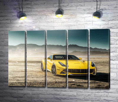Модульна картина "Жовтий автомобіль Ferrari F12 berlinetta в пустелі"