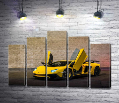 Модульная картина "Желтый автомобиль Lamborghini Aventador"