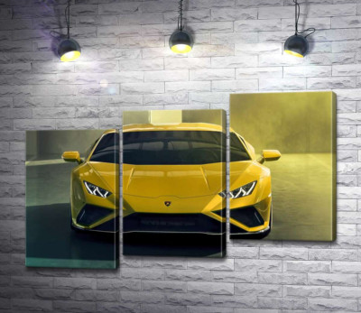 Золотий автомобіль Lamborghini Huracan