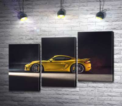 Модульная картина "Золотой автомобиль Porsche 718 Cayman"