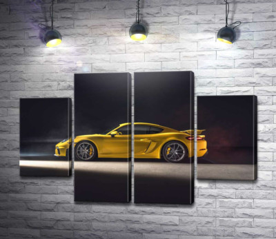 Модульная картина "Золотой автомобиль Porsche 718 Cayman"