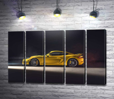 Модульна картина "Золотий автомобіль Porsche 718 Cayman"
