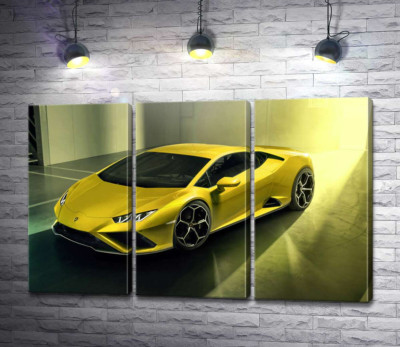 Модульная картина "Золотой автомобиль Lamborghini Huracan"