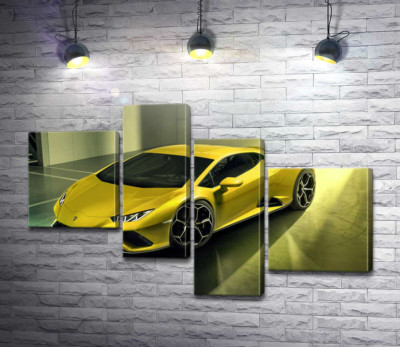 Модульна картина "Золотий автомобіль Lamborghini Huracan"
