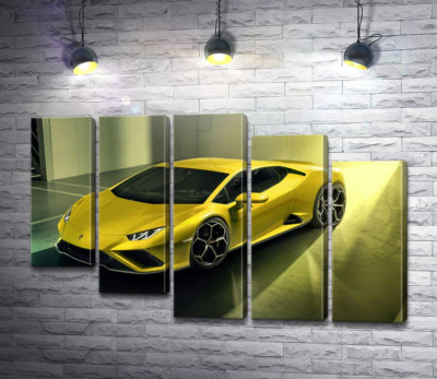 Модульна картина "Золотий автомобіль Lamborghini Huracan"