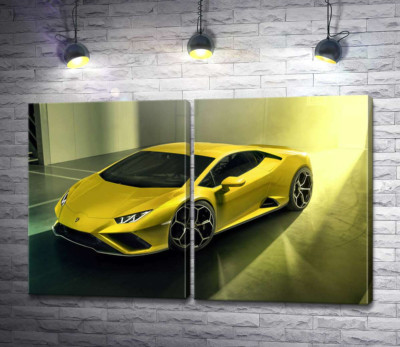 Модульная картина "Золотой автомобиль Lamborghini Huracan"