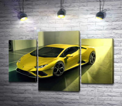 Модульна картина "Золотий автомобіль Lamborghini Huracan"