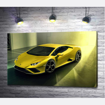 Золотий автомобіль Lamborghini Huracan