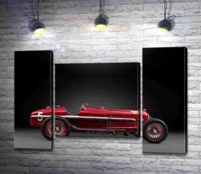 Модульна картина "Вінтажний червоний автомобіль Alfa Romeo P3"
