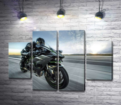 Модульная картина "Гонщик мчит на черном мотоцикле Kawasaki Ninja"