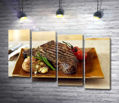 Модульная картина "Прожаренный стейк с овощами"