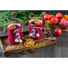 Різдвяний пряний чай і свіжі фрукти