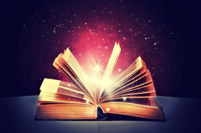 Открытая магическая книга