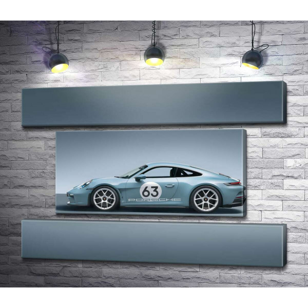 Изящный спорткар Porsche 911 ST