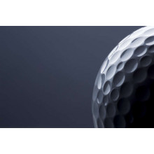 Мячик для гольфа крупным планом