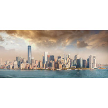 Панорама Нью-Йорка над сгущающимися тучами