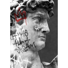 Статуя Давида з арт-графіті на обличчі