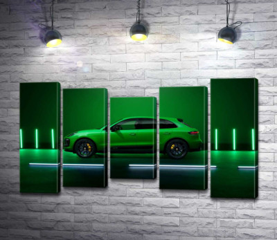 Модульная картина "Porsche Macan в зеленом цвете"