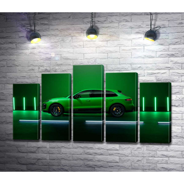 Porsche Macan у зеленому кольорі