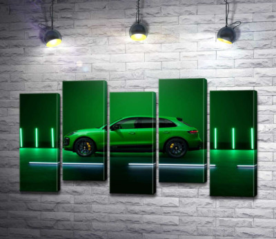 Модульная картина "Porsche Macan в зеленом цвете"
