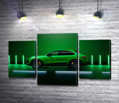 Модульна картина "Porsche Macan у зеленому кольорі"