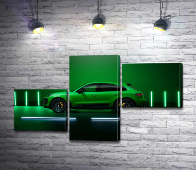 Модульна картина "Porsche Macan у зеленому кольорі"