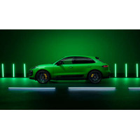 Porsche Macan в зеленом цвете