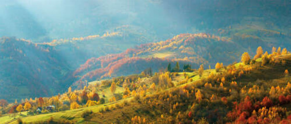Осенний пейзаж горной деревушки