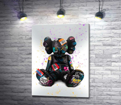 Сидячий KAWS