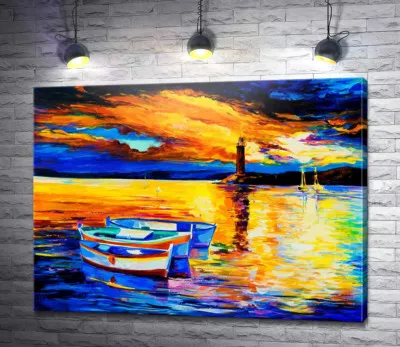 Палаючий золотий захід сонця на морі