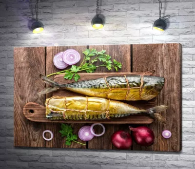 Апетитна скумбрія на кухонній дошці