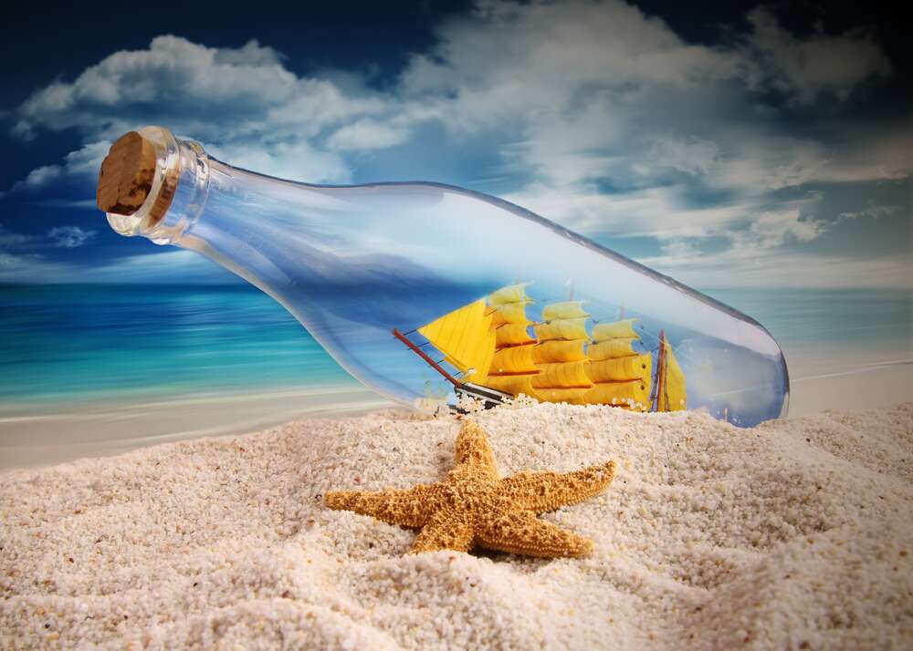 картина-постер Корабель в полоні скляної пляшки