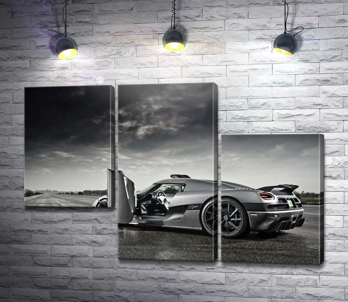 модульная картина Шведский гиперкар Koenigsegg Agera под переливами грозовых облаков (Модуль №13)